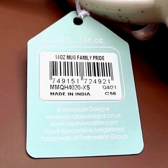 Royal Worcester Lion "Family Pride" large bone china mug - Picture 6 of 10